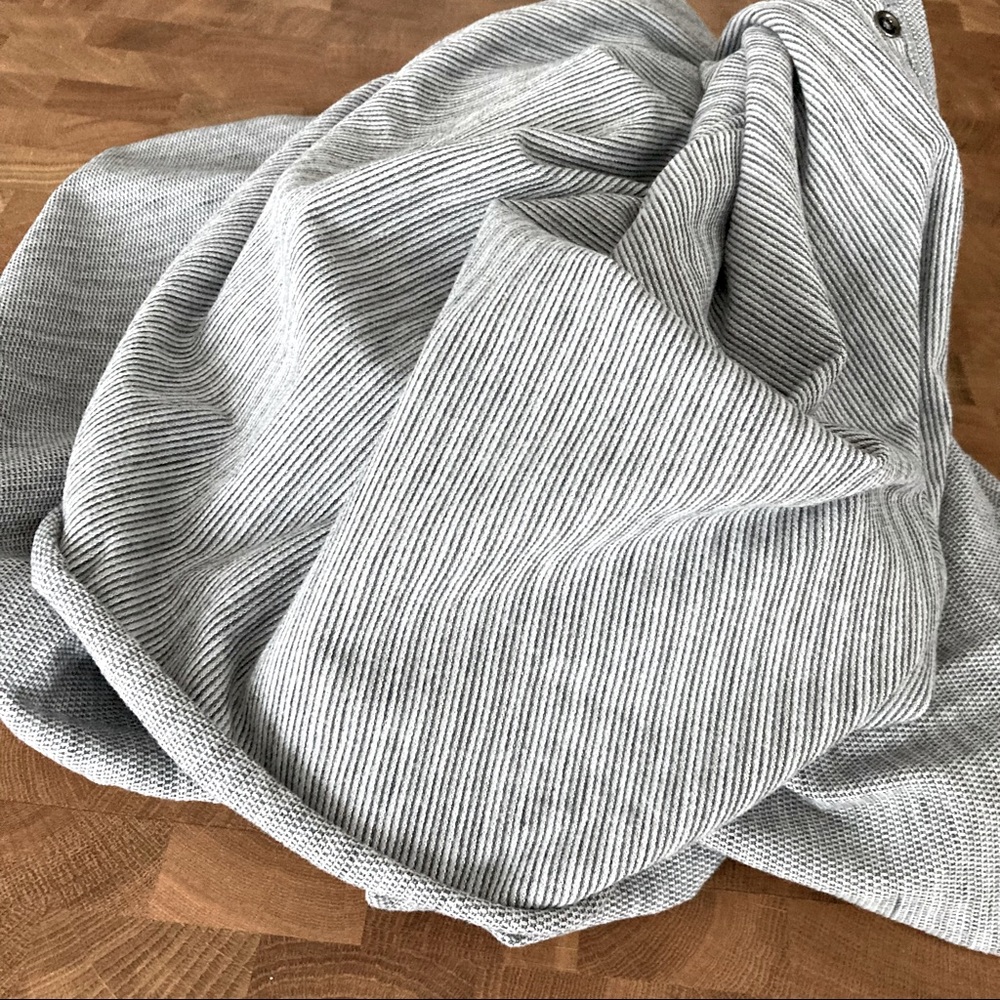 Lululemon Vinyasa Scarf Customizable Wrap